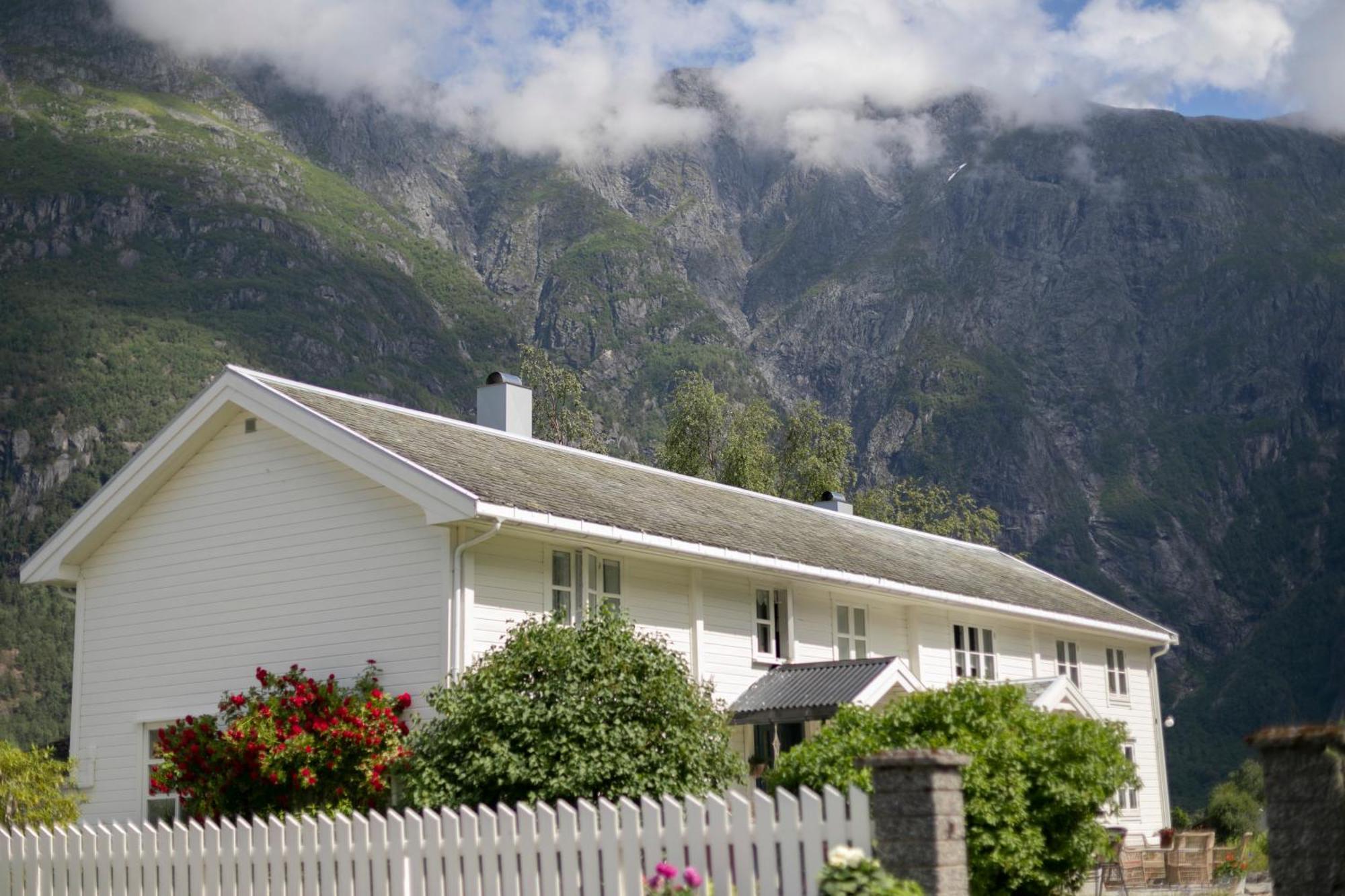 Ostigard 1810 Villa Åndalsnes Exterior photo